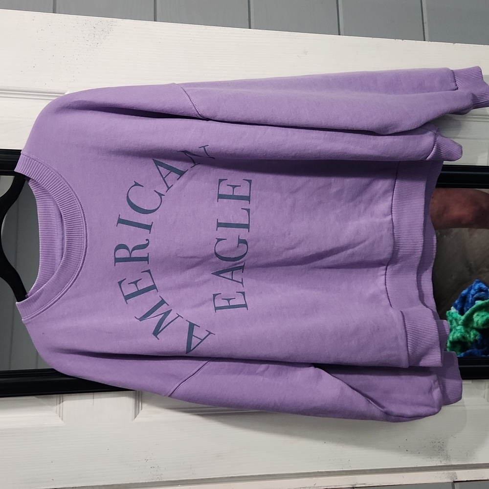 American eagle sweatshirt size large